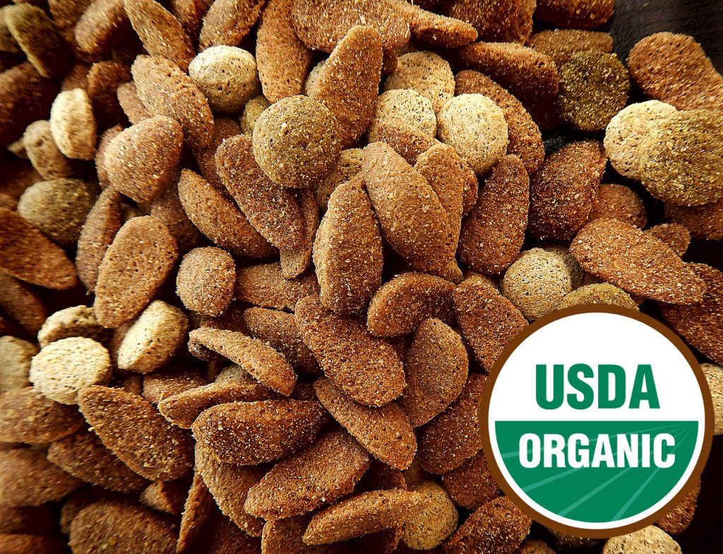 Are organic pet foods healthier? We review the evidence